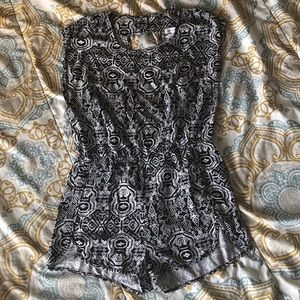 💥(4/$18) Ambiance Black and White Romper💥